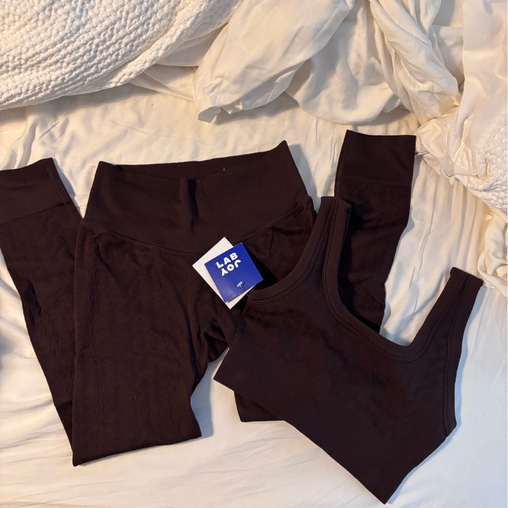 Workout set. Brand new never worn. Size Small top and bottom